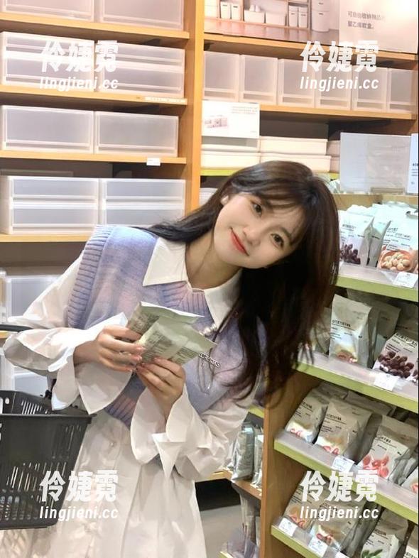 微密圈 - Callmecandy呈现无圣光美脚图片：优雅与自信共舞-伶婕霓
