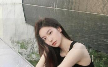 Feilin嗲囡囡 - 走近M梦baby，解锁她的比基尼私房作品之美与性感