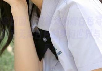 Feilin嗲囡囡 - 最新沐娜娜白色写真系列，带你探索无尽白色的梦幻世界与清新气息！