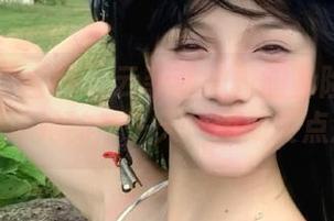 GIRLT果团网 - 云菲菲的校园冒险：原图带你走进她的每一天，图册笑点满满！