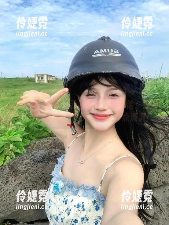 GIRLT果团网 - 云菲菲的校园冒险：原图带你走进她的每一天，图册笑点满满！-伶婕霓