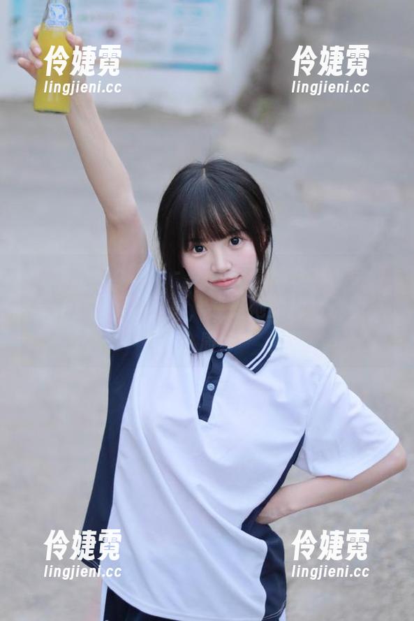 HuaYang花漾 - 美图欣赏：Abby李雅最新温柔系列写真，感受她的独特优雅气质-伶婕霓