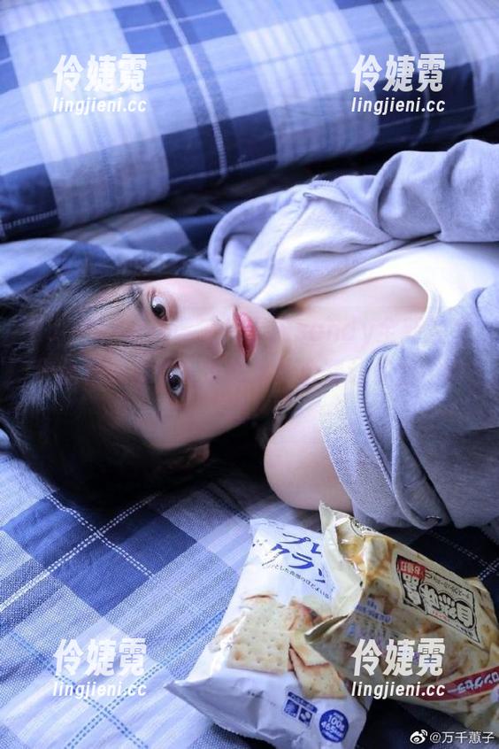 HuaYang花漾 - 周于希sandy全新油亮作品在线发布，惊艳写真合集让你目不暇接！-伶婕霓