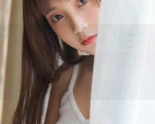 HuaYan花の颜 - 双人魅力尽显：赵小米Kitty最新写真套图，捕捉甜蜜瞬间的不二之选