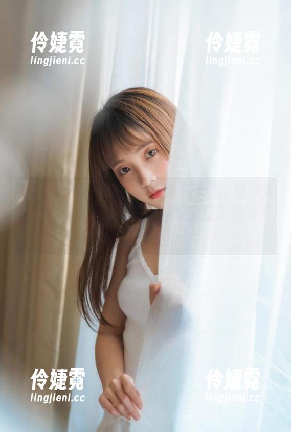 HuaYan花の颜 - 双人魅力尽显：赵小米Kitty最新写真套图，捕捉甜蜜瞬间的不二之选-伶婕霓
