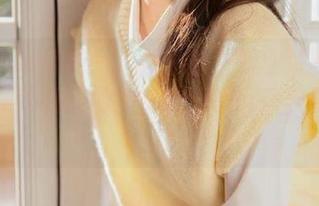 IMiss爱蜜社 - 心妍小公主职业装写真集精选：领略职场女神的别样风采与时尚魅力