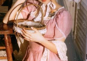 IMiss爱蜜社 - 蕾蕾醒了没制服写真精选原图，看到这些你会笑到肚子疼！