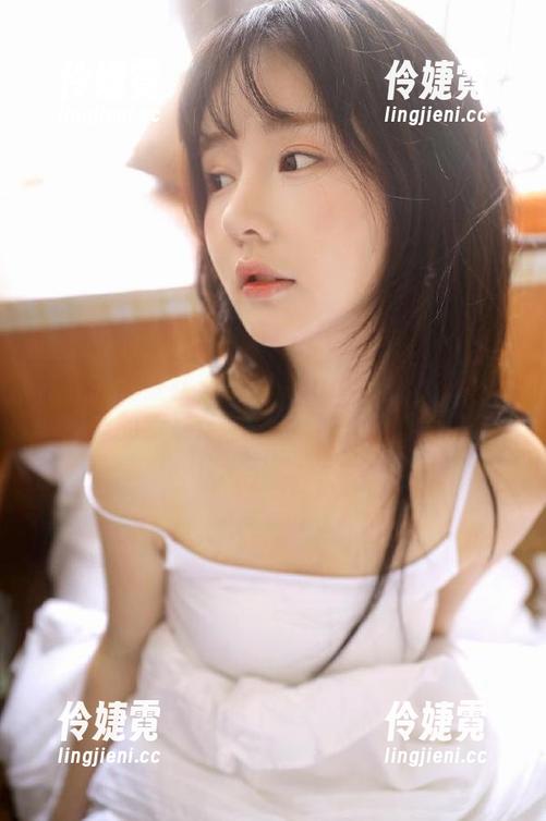 IMiss爱蜜社 - 逗逗doudou带你进入灰丝的梦境：精美写真作品集赏析-伶婕霓