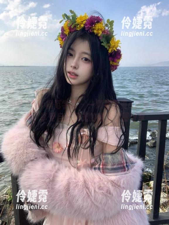 MFStar模范学院 - 一颗甜蛋黄a户外写真，享受自然风光的唯美套图分享-伶婕霓