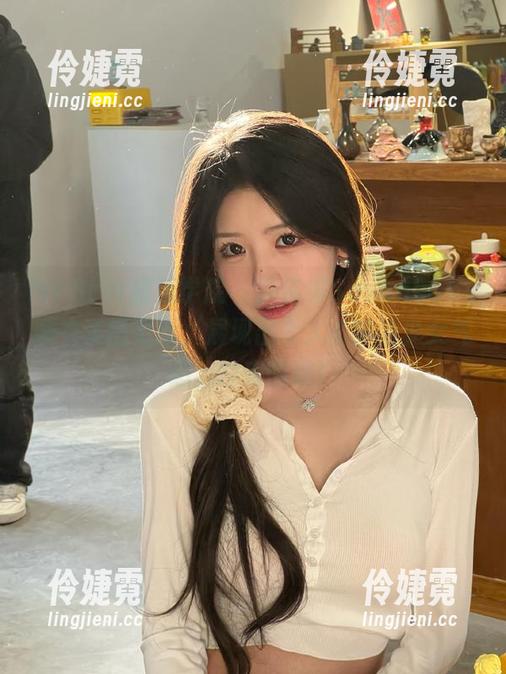 MFStar模范学院 - 柳侑绮Sevenbaby睡衣美图更新，展现出令人心醉的少女气息，快来围观！-伶婕霓