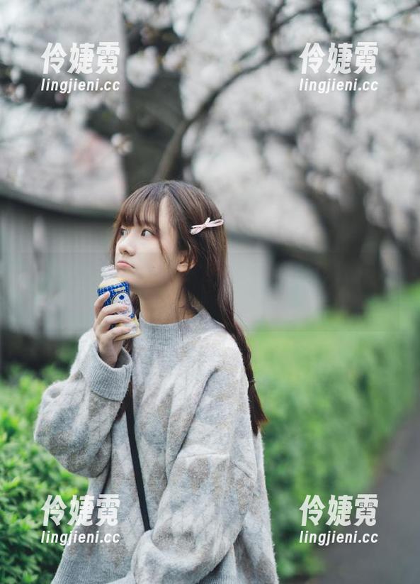 MICAT猫萌榜 - K8傲娇萌萌Vivian女友的魔法瞬间：全新视觉图册与珍藏合集-伶婕霓