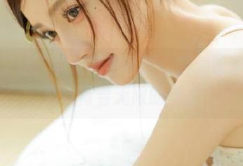 清新又迷人的加藤惠礼服，喵糖映画图集展现青春无限的气息