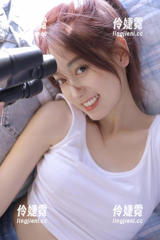 喵糖映画全新更新！校服萝莉写真中的可爱图片，将为你带来无限惊喜！-伶婕霓