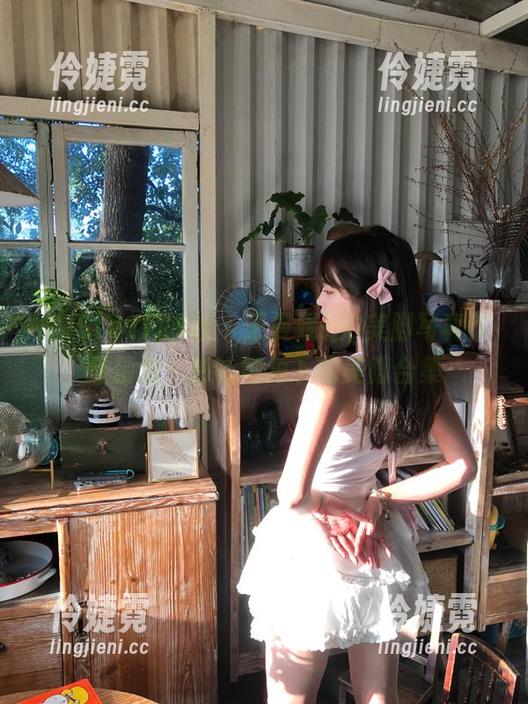 MiStar魅妍社 - 王曼妮好Q美脚写真作品精选:独特视角下的美脚合集-伶婕霓 MiStar魅妍社 - 王曼妮好Q美脚写真作品精选:独特视角下的美脚合集-伶婕霓