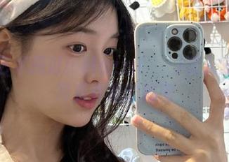 最新艺术探讨：Mozzi(모찌)深入分享她写真作品的秘密