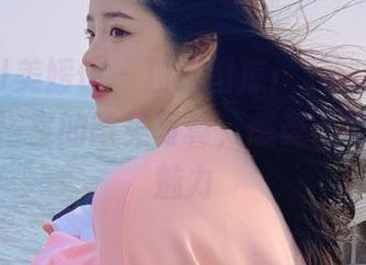 MyGirl美媛馆 - 独家图库：下载小海臀rena在浴室的唯美写真，感受不同的艺术魅力