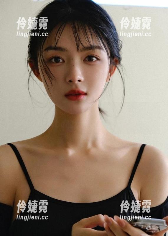 MyGirl美媛馆 - 品味旗袍的韵味，糯美子MINIbabe的套图分享让你沉醉其中-伶婕霓