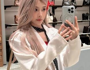 PoppaChan的女仆cos合集：碧蓝航线中的迷人幻想