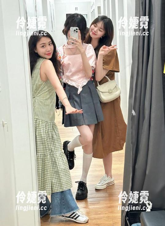 喜欢cos吗？Rioko凉凉子食铁兽音乐会写真带你感受不一样的魅力！-伶婕霓