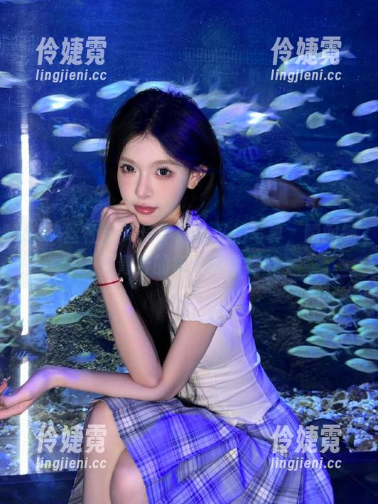 SSA丝社 - 琦琦学妹的私拍写真，瞬间捕捉青春的每个精致细节-伶婕霓