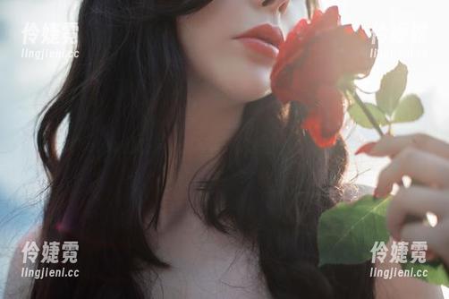 Sayathefox的双人私房写真：这些图片让你的笑点飞起来！-伶婕霓