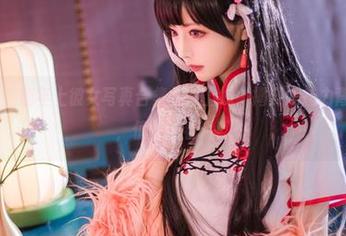 Shika小鹿鹿年上彼女写真合集在线上线，揭开她魅力背后的故事，值得一看哦！