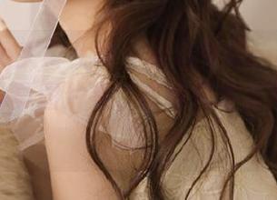 TouTiao头条女神 - 福利更新：李梓熙邻家女神写真图片集，带给你青春阳光的感觉