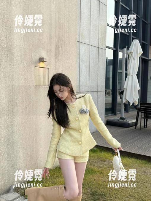 UGirls尤果网 - 捕捉美好瞬间，周心情旅拍高清写真下载，记录每一处旅途风景！-伶婕霓