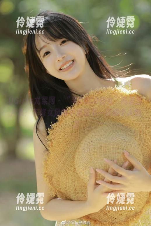 UGirls尤果网 - “毛COCO修女”高清图片集：在修女风格中展现不一样的个人魅力-伶婕霓