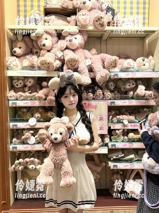 UGirls尤果网 - 谭晓彤兔女郎作品全集，高清图库带你领略不一样的风格！-伶婕霓