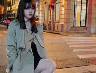 UGirls尤果网 - 这组赵伊彤的粉色美图更新，绝对让你领略到春日的浪漫气息！