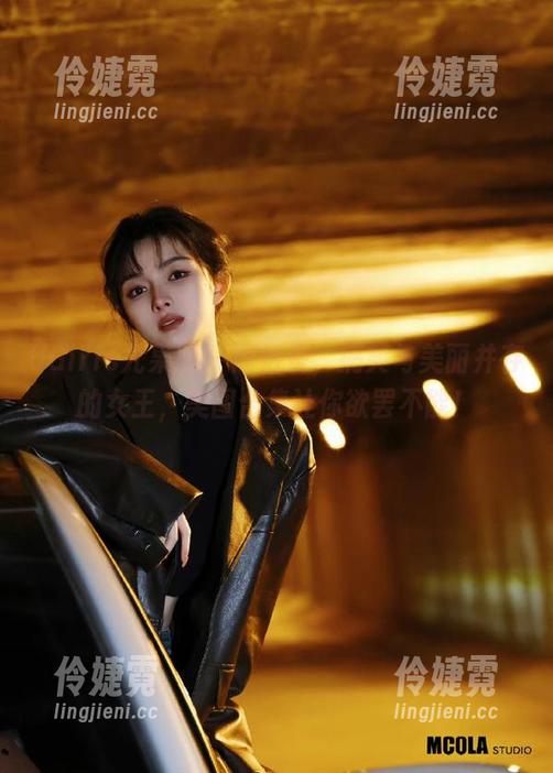 UGirls尤果网 - 陈怡曼，搞笑与美丽并存的女王，美图合集让你欲罢不能！-伶婕霓