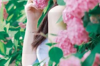 XIAOYU语画界 - Miki兔全新泳池图片发布：这组最新写真竟能让人忘记了季节变化！
