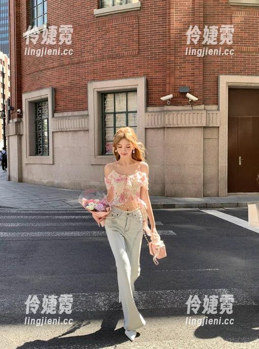 XIAOYU语画界 - 限量福利！豆瓣酱美脚原图全景展现，带你领略时尚魅力！-伶婕霓