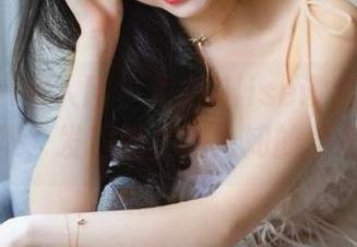 Xiuren秀人网 - 最新Elise谭晓彤学妹原图出炉，发现她不为人知的柔美气质！