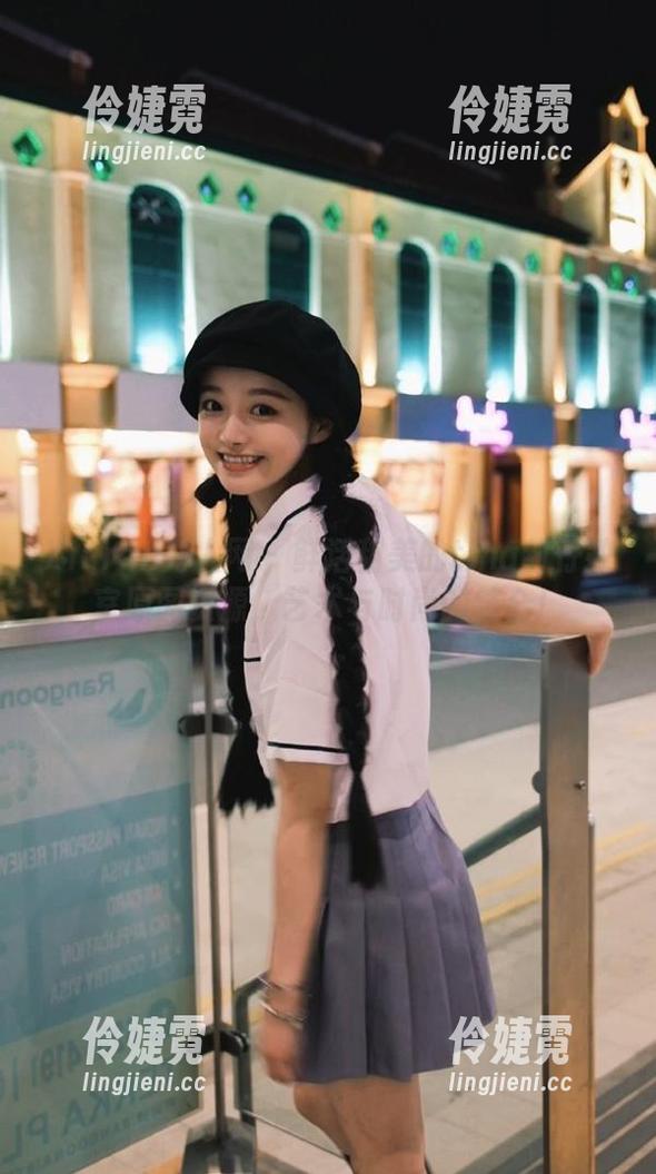 Xiuren秀人网 - 鲜活甜美的tina甜仔教室原图资源，艺术与时尚的结合！-伶婕霓