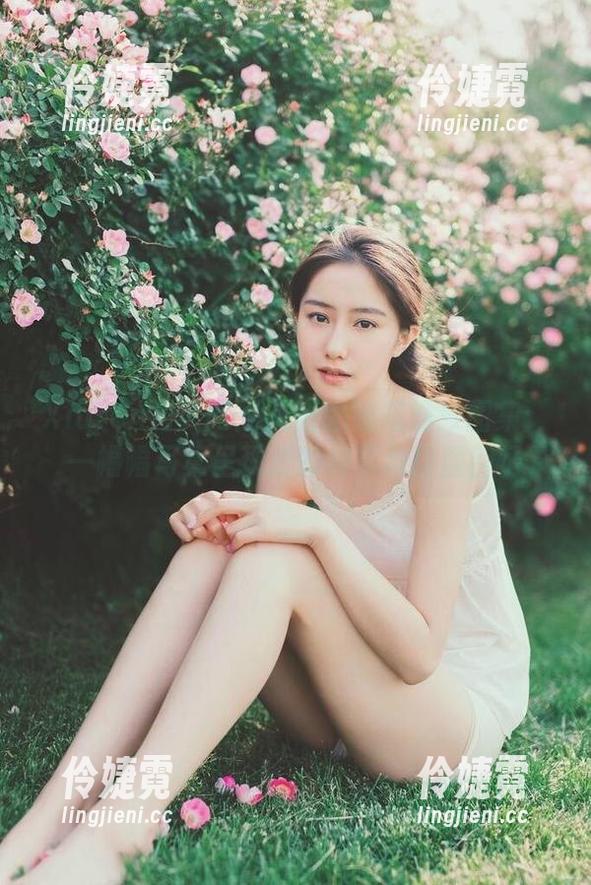 Xiuren秀人网 - 见证奶喵喵婚纱图集：一幅幅写真呈现爱的故事与甜蜜回忆-伶婕霓