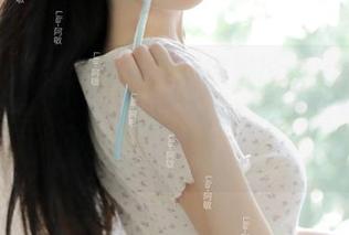 Xiuren秀人网 - 探索娜娜baby的万圣节写真全集：每一张作品都传递着节日的奇幻与乐趣
