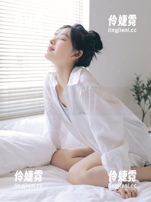 Xiuren秀人网 - 小海臀Rena双人图包来袭，观看后你会发现生活更幽默有趣！-伶婕霓