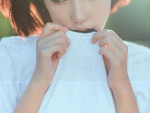 Xiuren秀人网 - 张文妍MuLA夏日高清写真集，尽享阳光海岸的浪漫氛围