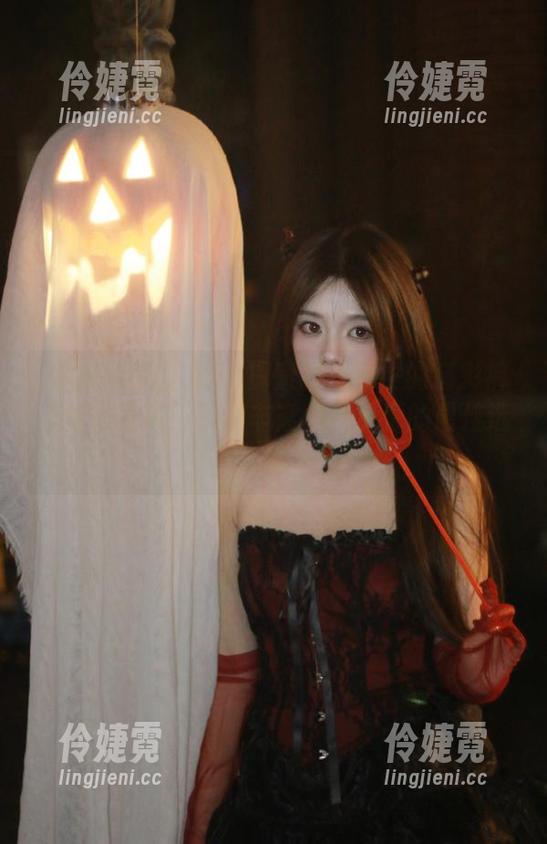 Xiuren秀人网 - 探索抖娘利世的精彩裤里丝作品库，获取丰富写真资源的最佳选择-伶婕霓