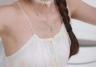 Xiuren秀人网 - 陆萱萱最新比基尼写真集，带你领略阳光下的无限魅力与时尚