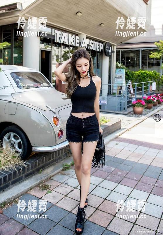 YouMi尤蜜荟 - 穿白裙的Egg_尤妮丝Egg，带来梦幻般的写真美图系列-伶婕霓