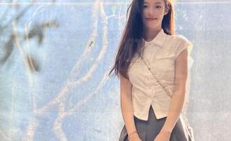 YouMi尤蜜荟 - 让我们欣赏Egg_尤妮丝的皮衣作品分享，时尚与个性碰撞