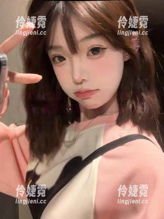 YouWu尤物馆 - Seven小七在夏天的奇幻旅程：原图与图册带你领略不一样的风景！-伶婕霓