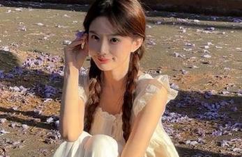beautyleg - 清新脱俗！Aileen高清棉袜写真让你沉醉在唯美照片中