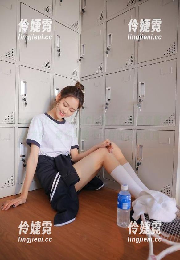 beautyleg - ChiChi的天台写真资源在线发布，带你领略不一样的艺术视角-伶婕霓