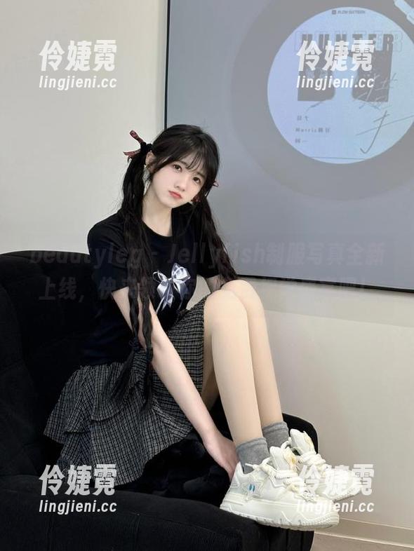 beautyleg - Jellyfish制服写真全新上线，快来领取你的免费视觉盛宴吧！-伶婕霓