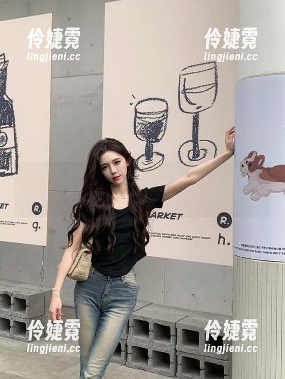 beautyleg - Lena日常图包最新更新：走进她炫彩多姿的日常世界-伶婕霓
