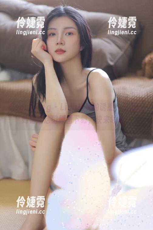 beautyleg - Lina短裙的诱惑，千万不要错过这组原图下载，快来领略！-伶婕霓